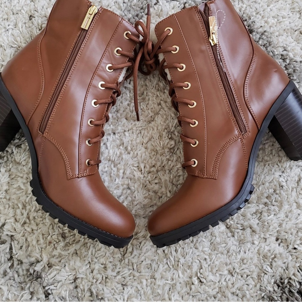 Tommy Hilfiger Boots!!